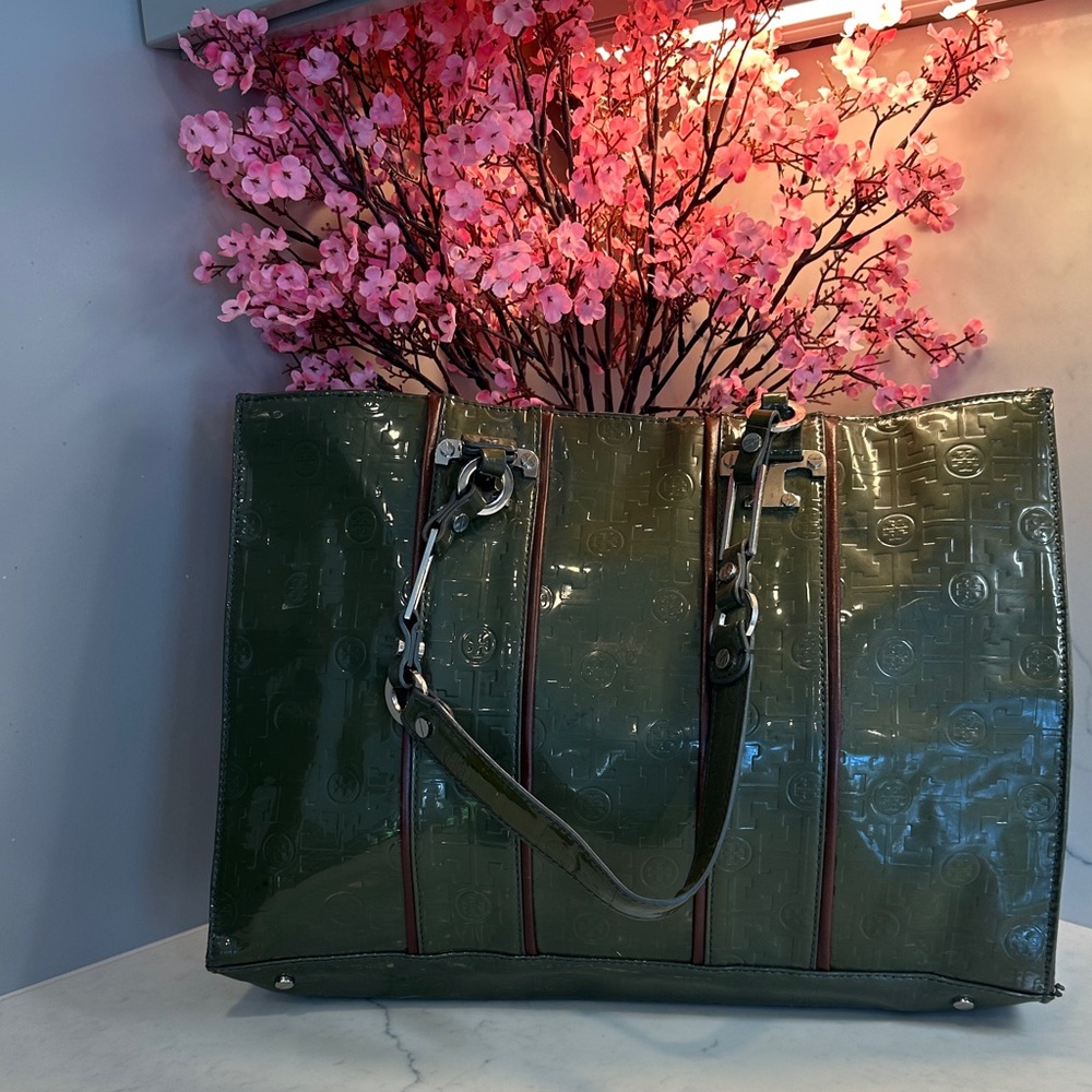 Tory Burch Grey Patent Leather Tote